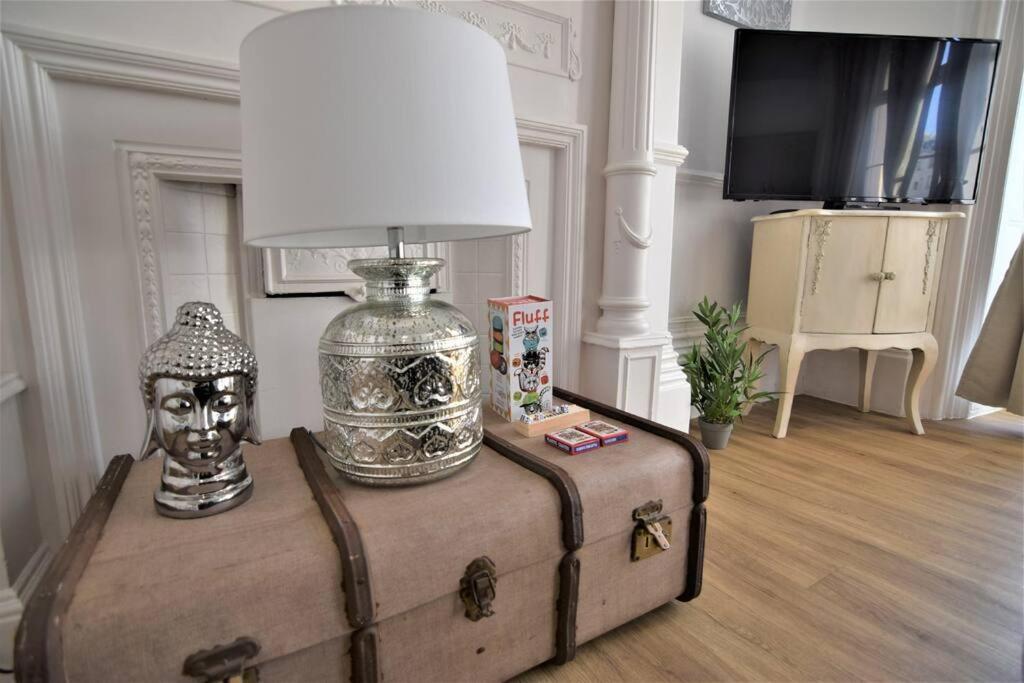 Flash Sales Offer - Any Week Day No Minimum Night Restrictions Central Hove 1 Bedroom Flat Bn38Bru02 Buitenkant foto