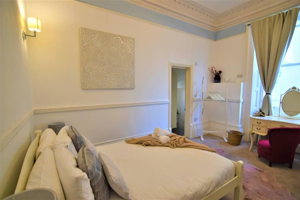 Flash Sales Offer - Any Week Day No Minimum Night Restrictions Central Hove 1 Bedroom Flat Bn38Bru02 Buitenkant foto